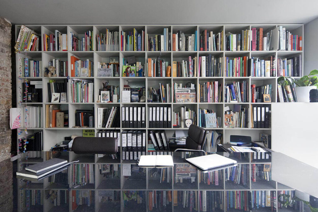 Bespoke bookshelf and library unit installation in Essex home